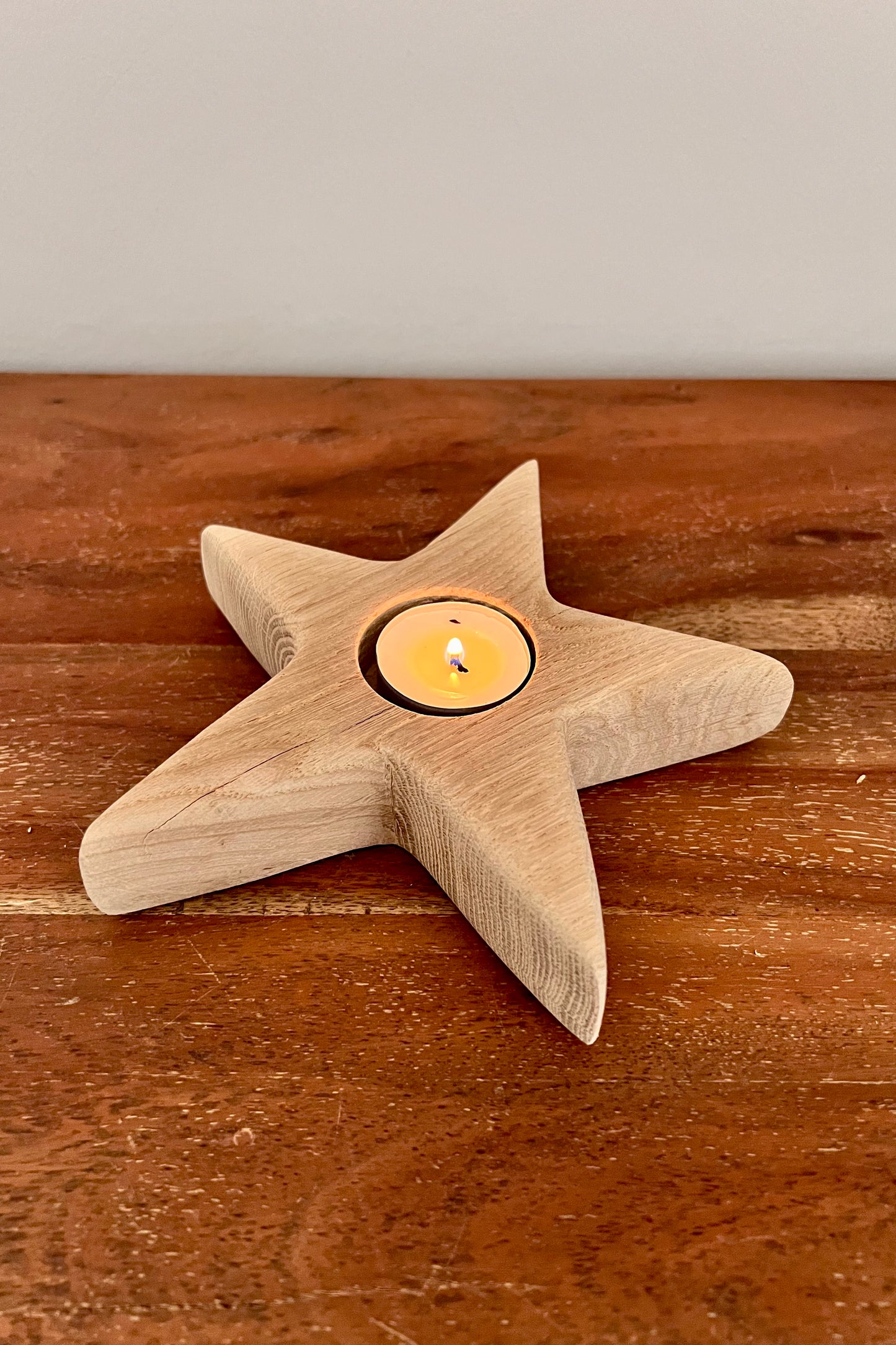 Holzstern mit Teelicht 1287