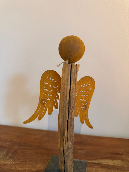Holzengel mit Metallkopf und Metallflügeln klein rostfarben 1506