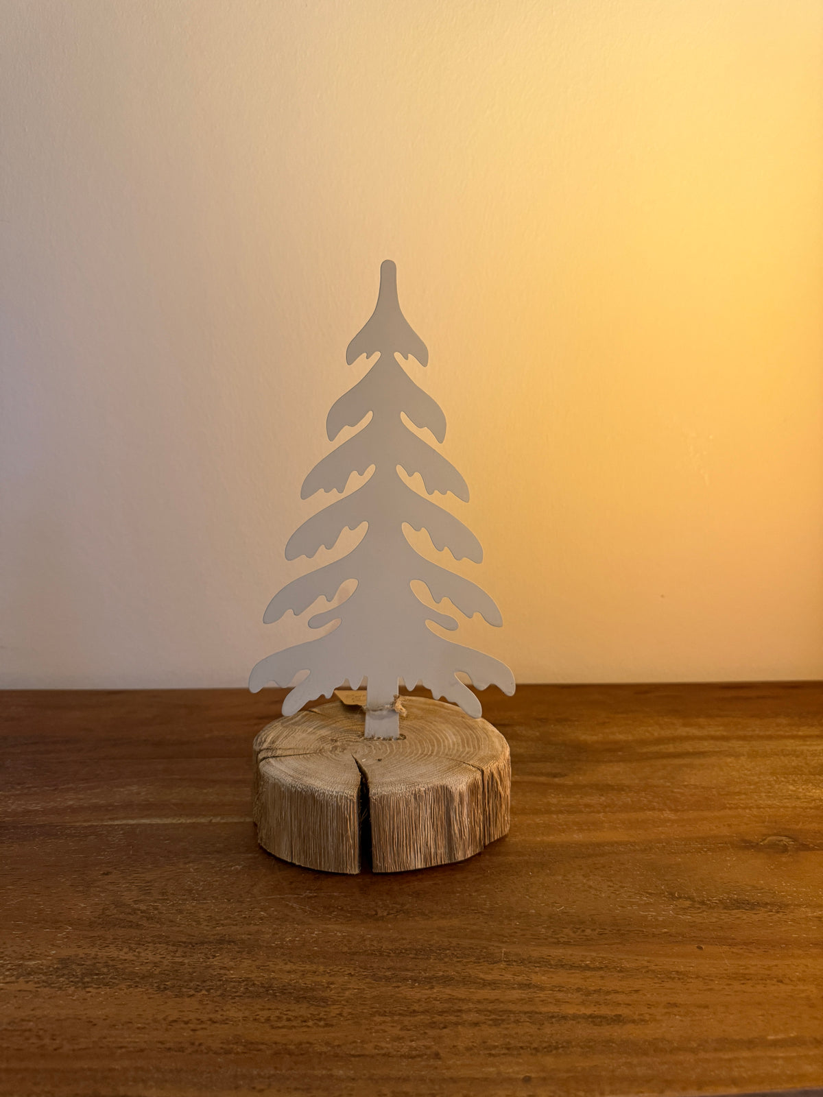 Holzstamm mit Tannenbaum taupe 1379