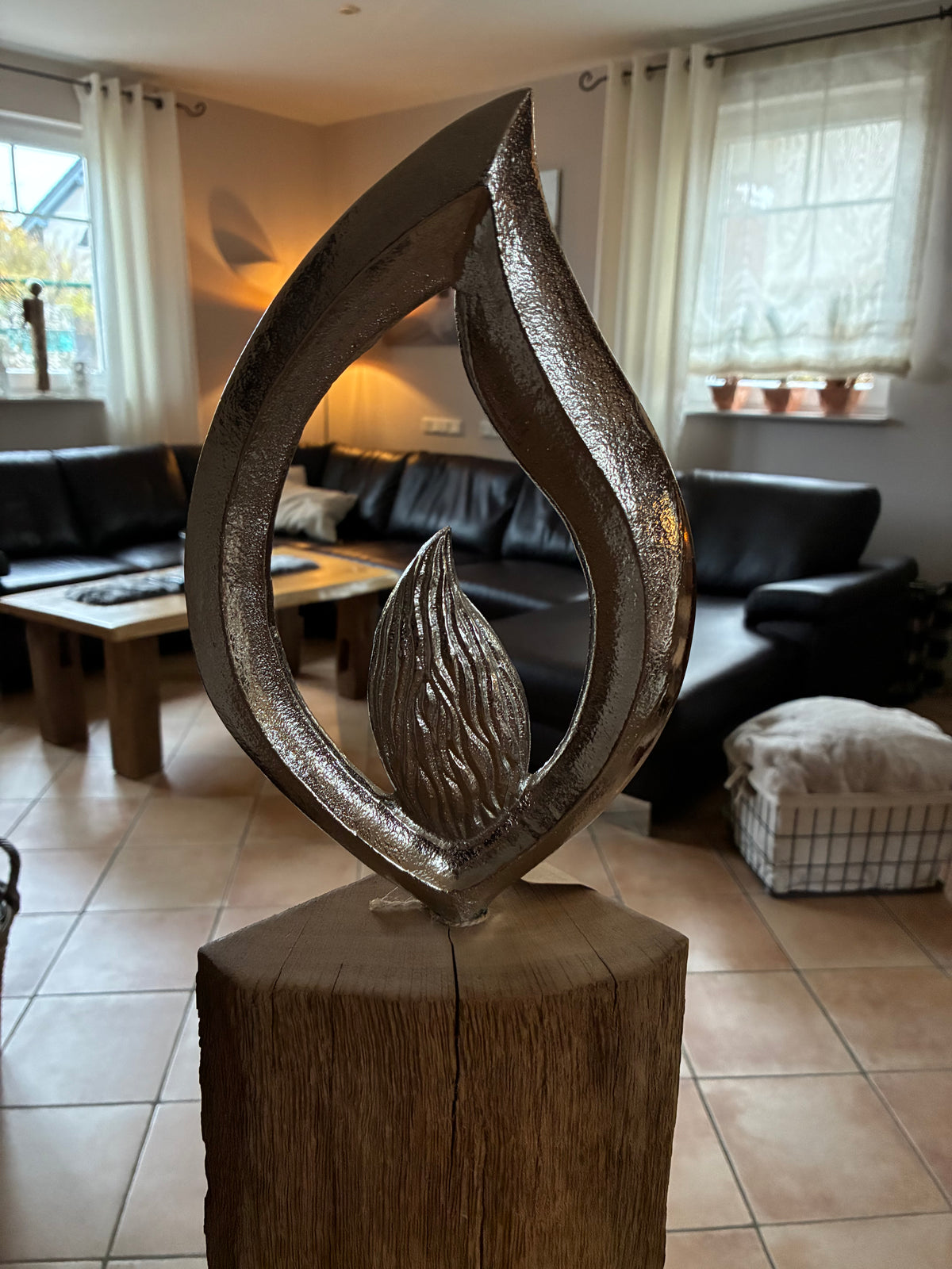 Bodenkerze aus Eichenholz mit Aluflamme 1360