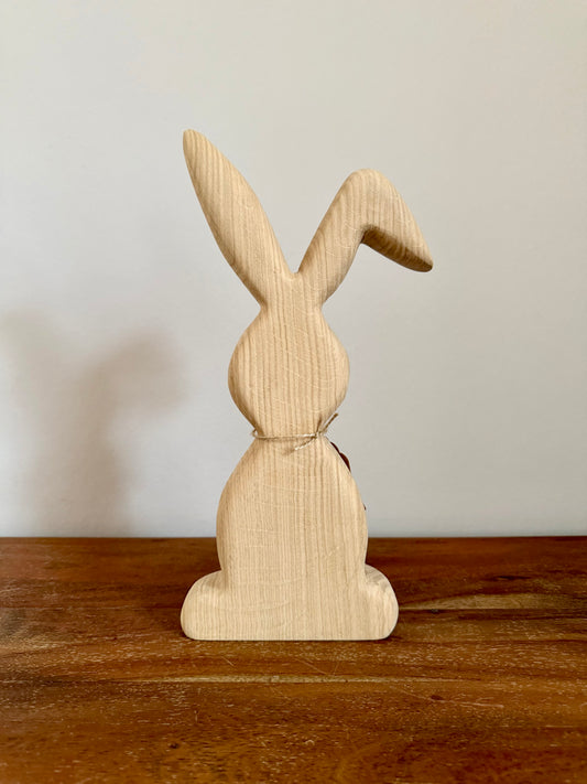 Osterhase stehend mittel aus geschliffenem Eichenholz 1610