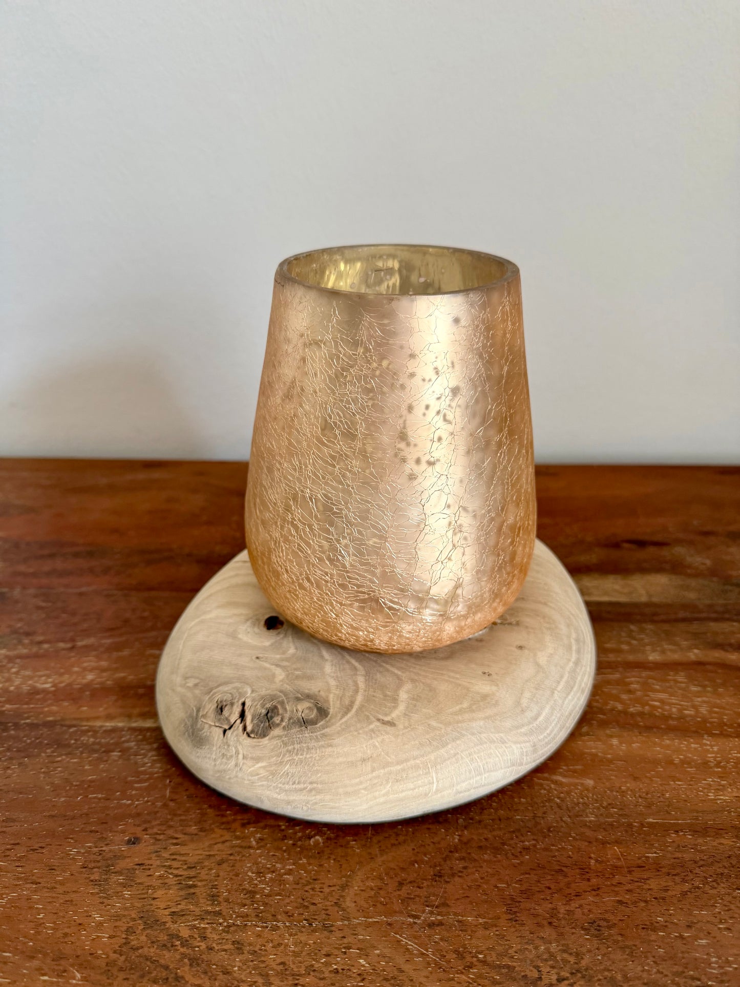Windlicht aus Glas auf Eichenholz geschliffen 1702