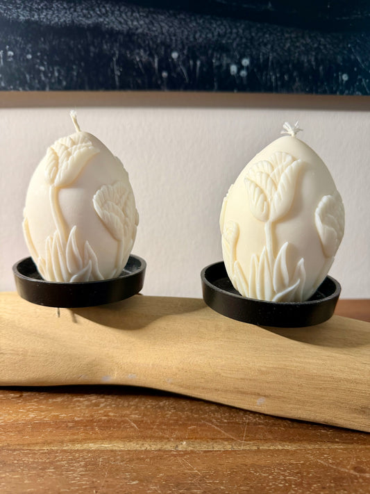 Kerzenständer aus geschliffenem Eichenholz auf Metallplatte mit zwei Designkerzen 1318