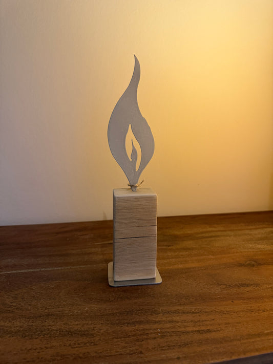 Holzstamm geschliffen mit Metallflamme taupe 1339