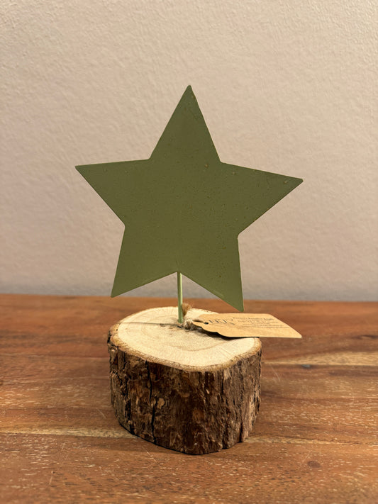 Holzstamm mit Stern grün 1302