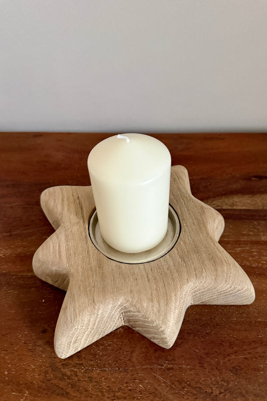 Holzstern mit Stumpenkerze 1190