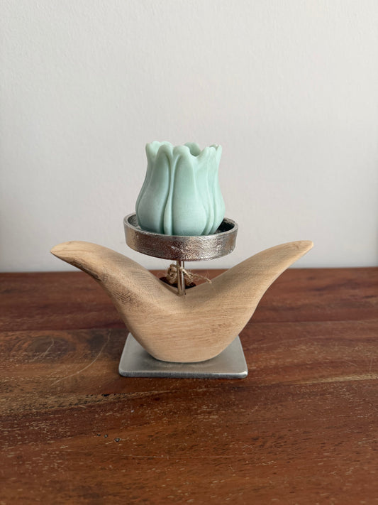Kerzenständer Blume aus geschliffenem Eichenholz mit Designkerze - 1631